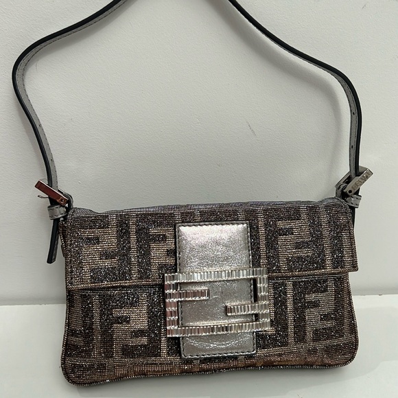 ❤️LIKE to be notified when I go LIVE ❤️ - Picture 4 of 16